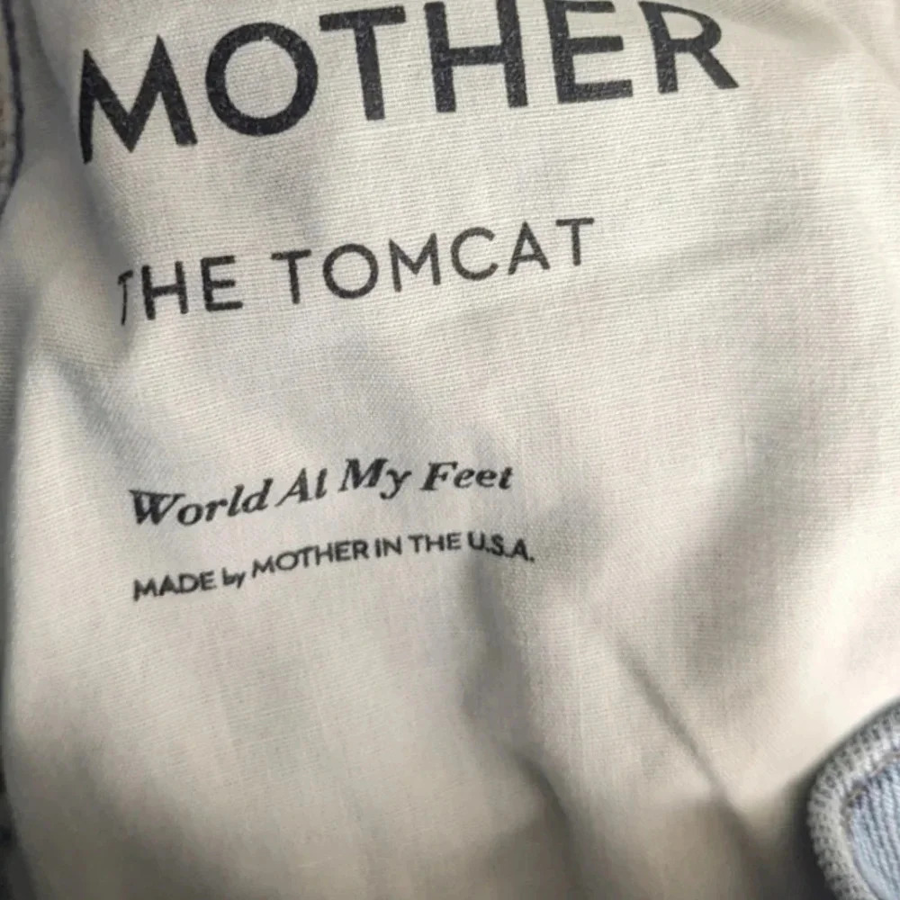Mother Denim The Tomcat Jean in World At My Feet Wash - Picture 9 of 11